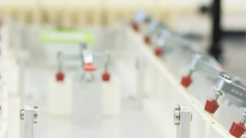 <span style="font-size: 24pt; font-family: Montserrat; color: #ffffff;">Kompleksowe usługi w zakresie testowania, kontroli i certyfikacji produkt&oacute;w</span>